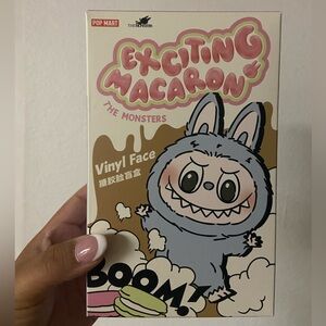 Exciting Macaron labubu keychain figurine.